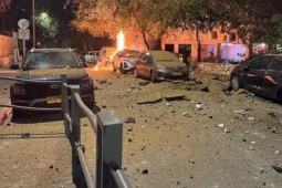 Iran đe dọa 5 nhà máy điện lớn của Israel, nhà sản xuất Vòm Sắt dính đòn?