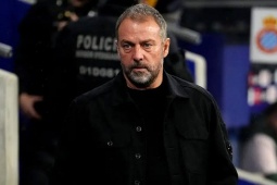 Tin mới nhất bóng đá sáng 18/3: Hansi Flick đạt thỏa thuận gia hạn với Barcelona