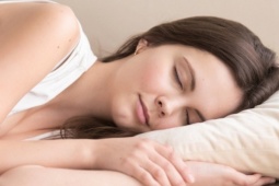 Tư thế ngủ quyết định tuổi thọ?: 3 kiểu ngủ nguy hiểm nhiều người mắc phải mà không biết