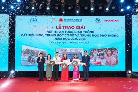 Lễ trao giải Hội thi An toàn giao thông trong các cơ sở giáo dục phổ thông trên toàn quốc năm học 2025 – 2026