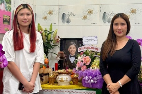 Ảnh sao 18/3: Cát Tường và con gái tưởng nhớ Quý Bình