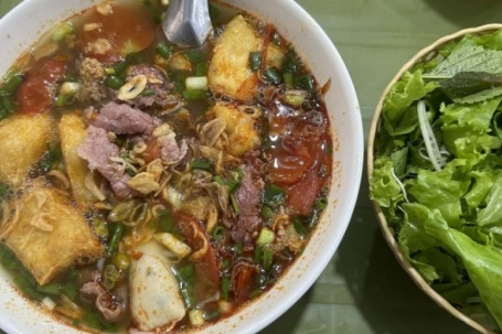 Khách Việt 'dễ dãi, dung túng' quán ăn bẩn