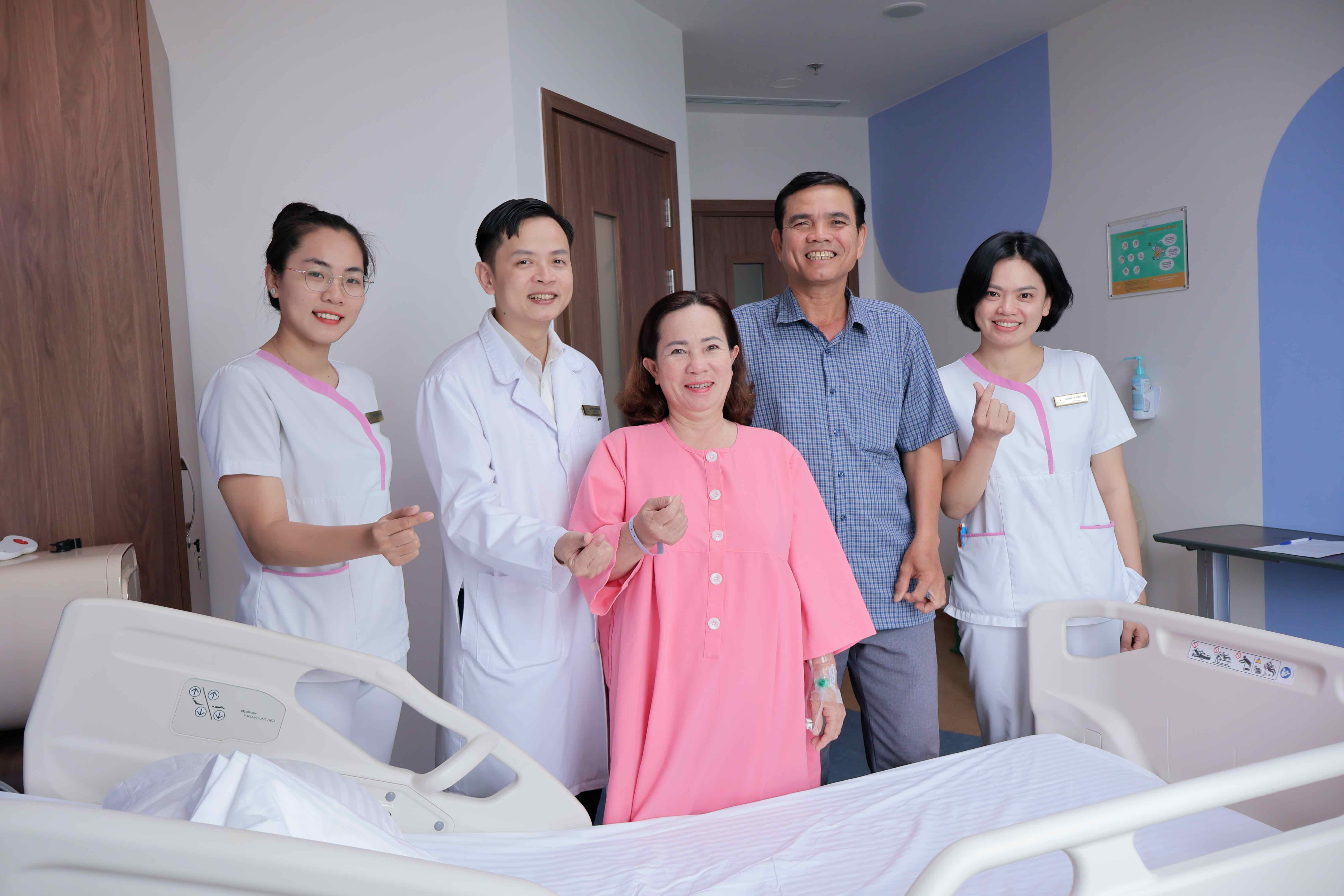 Bệnh nhân hồi phục nhanh chóng, sớm trở lại sinh hoạt bình thường sau ca phẫu thuật.