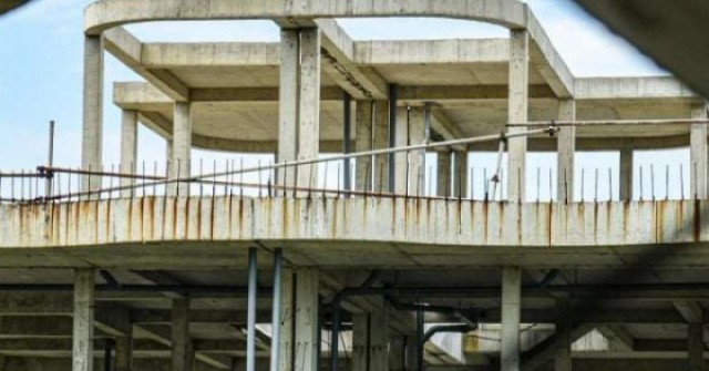 Nghịch lý những "siêu dự án" nghìn tỉ phơi sương, cầu xây xong... để ngắm ở Đà Nẵng