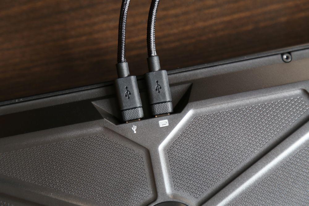 Chiếc bàn phím độc lạ với màn hình LCD và Stream Deck, gửi emoji trong "một nốt nhạc" - 4