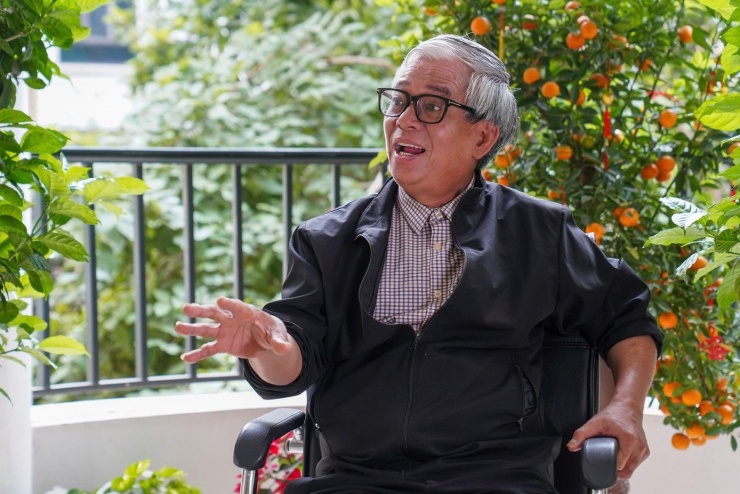 Đại sứ Phạm Quang Vinh trả lời phỏng vấn báo Tiền Phong. Ảnh: Đức Nguyễn