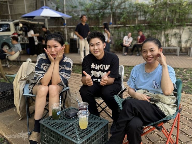 'Đột nhập' biệt thự cổ 100 tuổi - trụ sở mới cực chill của NVH Thanh niên - 10