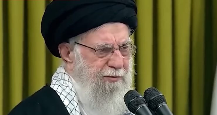 Lãnh tụ tối cao Khamenei. Ảnh từ báo Iran.