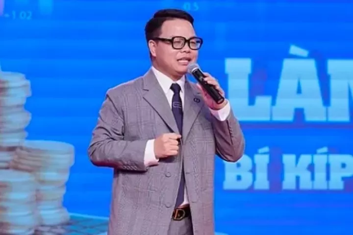 Vợ chồng Mr Hunter Lê Khắc Ngọ kéo người thân vào đường dây lừa đảo