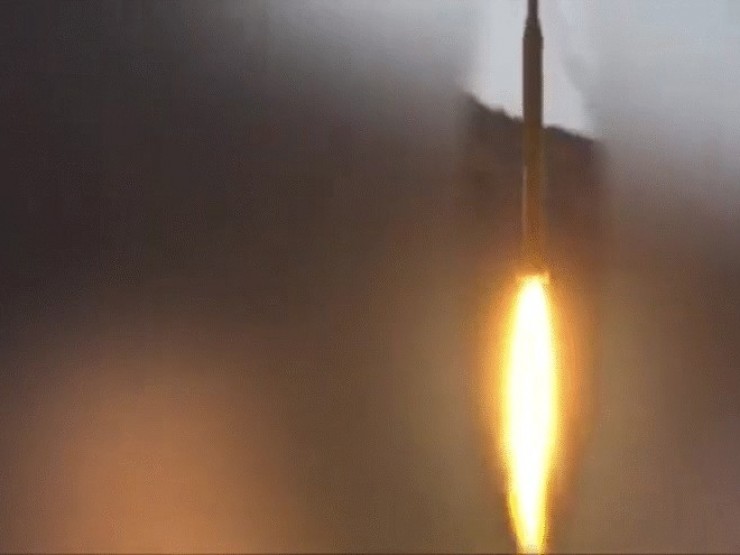 Iran tuyên bố 'san phẳng' các mục tiêu quân sự của Mỹ và Israel trong đợt trả đũa thứ 62