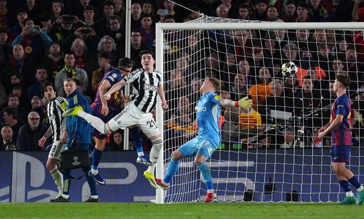 Trực tiếp bóng đá Barcelona - Newcastle: "Chích chòe" vỡ trận (Cúp C1) (Hết giờ) - 7