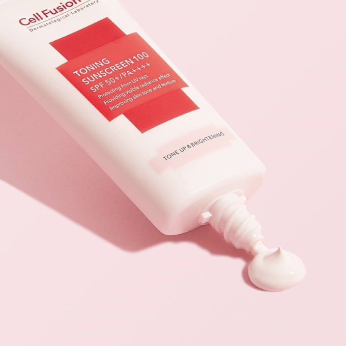 Cell Fusion C Toning Sunscreen 100 SPF50+ PA++++.