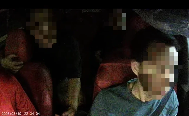 Vụ Grab khoá vĩnh viễn tài khoản tài xế công nghệ: Đúng quy định nhưng vẫn gây tranh cãi mạnh - 1