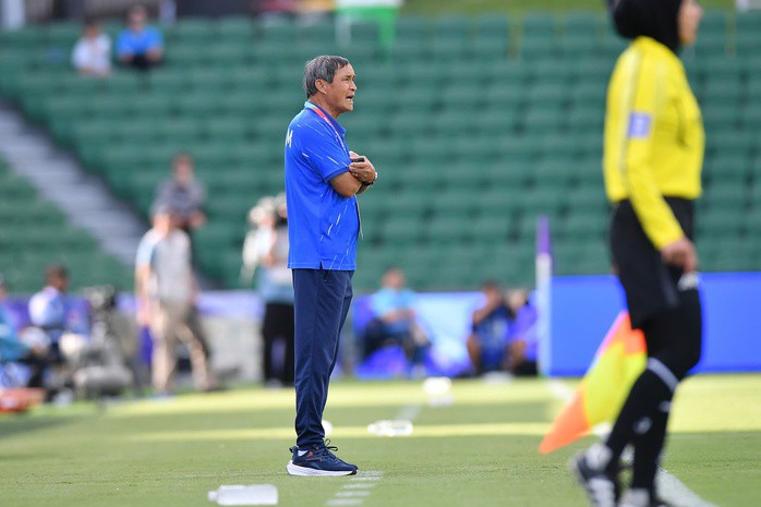 HLV Mai Đức Chung - người có hơn 20 năm dẫn dắt đội tuyển bóng đá nữ quốc gia (Ảnh: AFC)