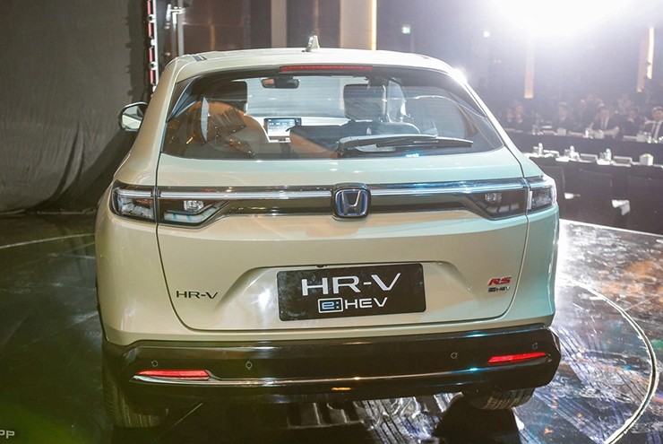Giảm giá,&nbsp;HR-V e:HEV RS vẫn có hạn chế khi chỉ là phân khúc B.