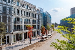 Bất ngờ tiến độ dự án nhà phố hàng hiệu gần Tây Thăng Long của Sunshine