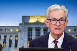 Fed giữ nguyên lãi suất: Chứng khoán Mỹ đỏ lửa, giá vàng sập sâu