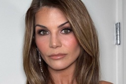 Sao phim 'Full House' được khen trẻ bằng nửa tuổi thật 61