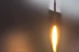 Iran tuyên bố 'san phẳng' các mục tiêu quân sự của Mỹ và Israel trong đợt trả đũa thứ 62