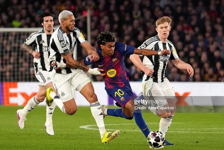 Video bóng đá Barcelona - Newcastle: Điên rồ 9 bàn, Yamal "lập công chuộc tội" (Cúp C1)