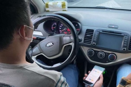 Vụ Grab khoá vĩnh viễn tài khoản tài xế công nghệ: Đúng quy định nhưng vẫn gây tranh cãi mạnh