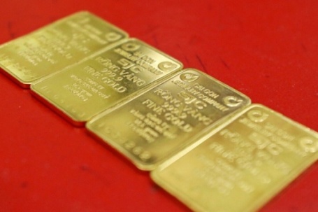 Giá vàng miếng, vàng nhẫn đồng loạt giảm gần 5 triệu đồng/lượng