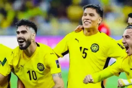 Malaysia gọi 13 cầu thủ con lai, nhập tịch tái đấu tuyển Việt Nam