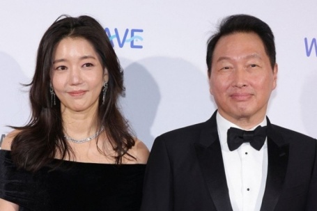 Vụ ly hôn tỷ USD và góc khuất đời tư của chủ tịch tập đoàn SK