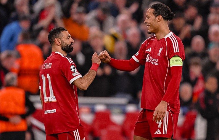 Liverpool sẽ tái ngộ PSG ở tứ kết Champions League