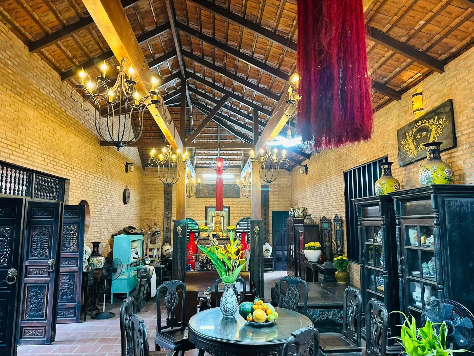 Bên trong biệt phủ của Hoàng Mập. Ảnh: FBNV