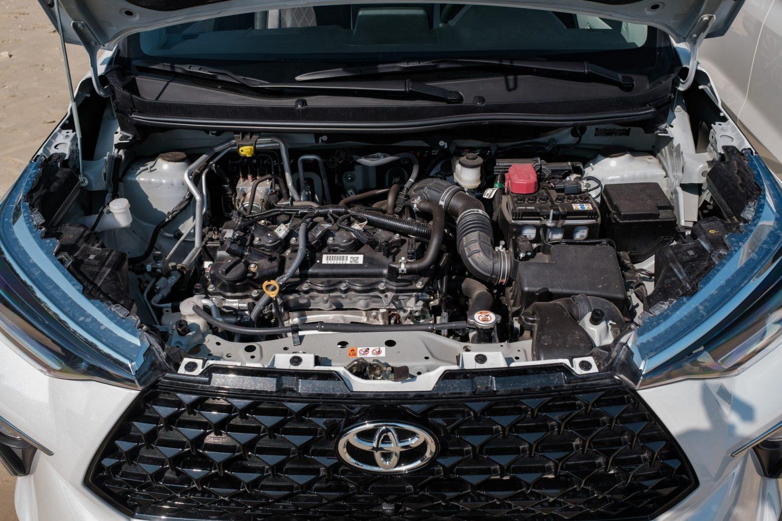 Toyota Veloz Cross được trang bị khối động cơ xăng I4, dung tích 1.5L, cho công suất 105 mã lực.