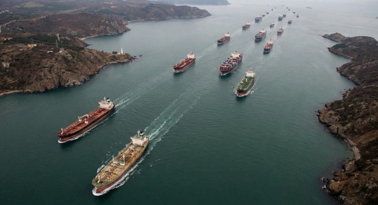 Iran đang phân loại tàu hàng, tàu chở dầu để cho đi qua eo biển Hormuz hoặc tấn công. Minh họa: Stock Image.