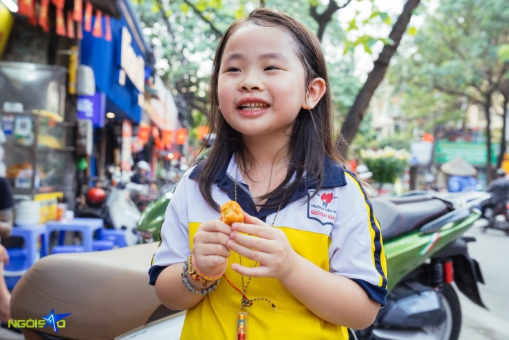 Quán bánh rán tí hon ngày bán 3.000 chiếc ở Hà Nội - 10