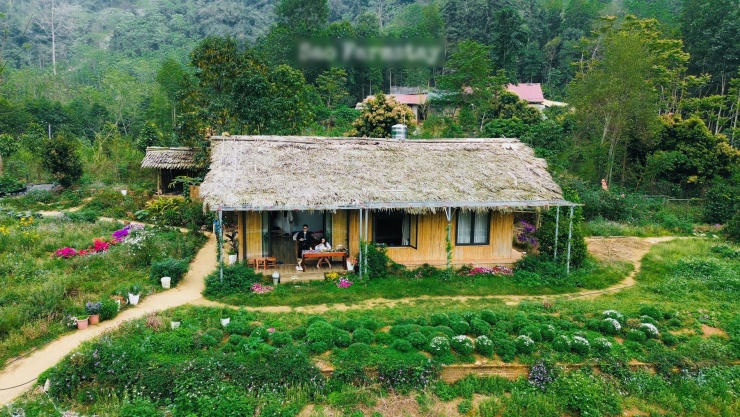 Bản Luộc (xã Nà Hang, tỉnh Tuyên Quang) gây ấn tượng với du khách nhờ vẻ đẹp nguyên sơ