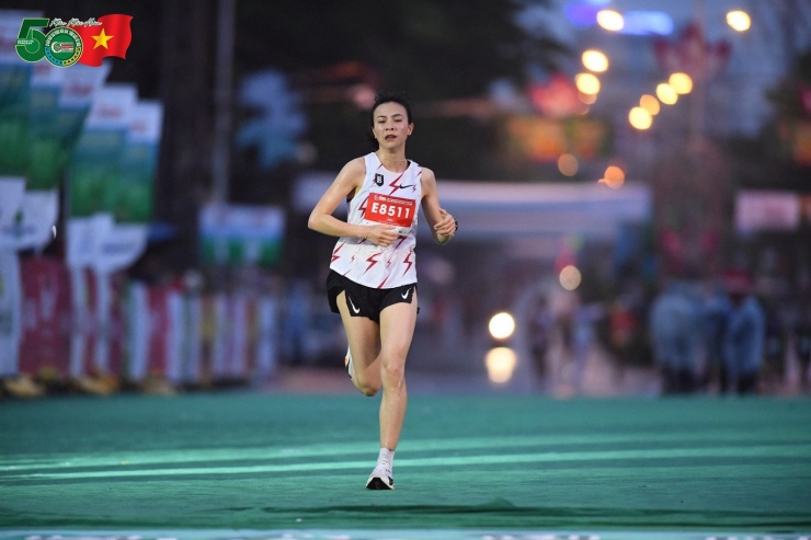 VĐV Đoàn Thu Hằng.