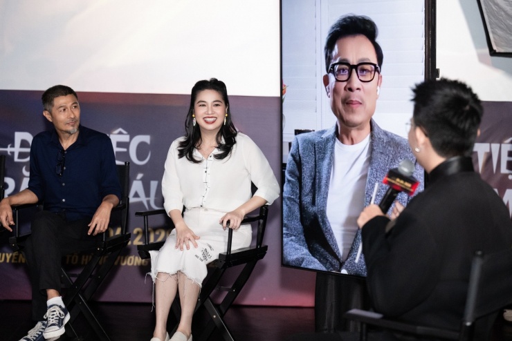 Từ Mỹ, Vân Sơn chia sẻ trực tuyến về vai diễn. 