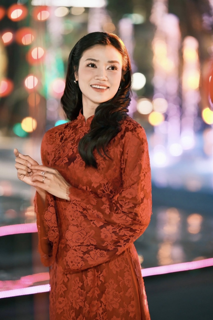 Các trích đoạn có sự xuất hiện của Anh Đào luôn hút hàng triệu view. Đặc biệt trích đoạn cô xử lý Hà Lê - bạn gái cũ của Kiên (Steven Nguyễn) trong tập 29 phát sóng tối 19/3 hút lượng view khủng cùng hơn 1.000 bình luận sau vài giờ.