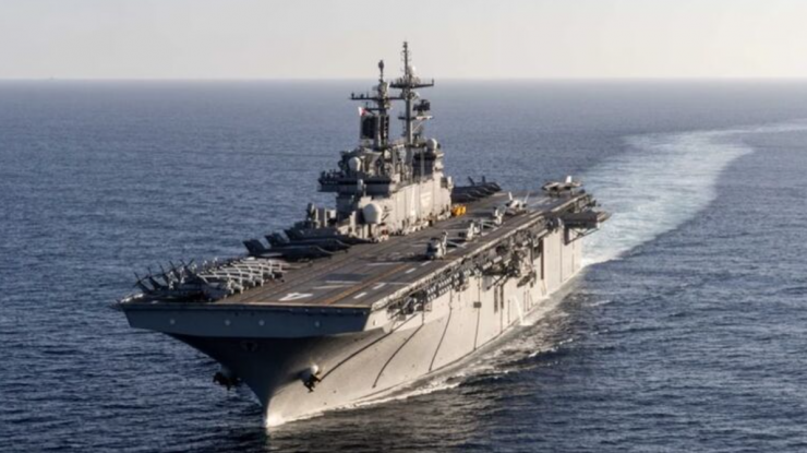 Newsmax: Mỹ điều gấp tàu ​​chiến và 8.000 binh sĩ đến Trung Đông sớm hơn dự kiến - 1