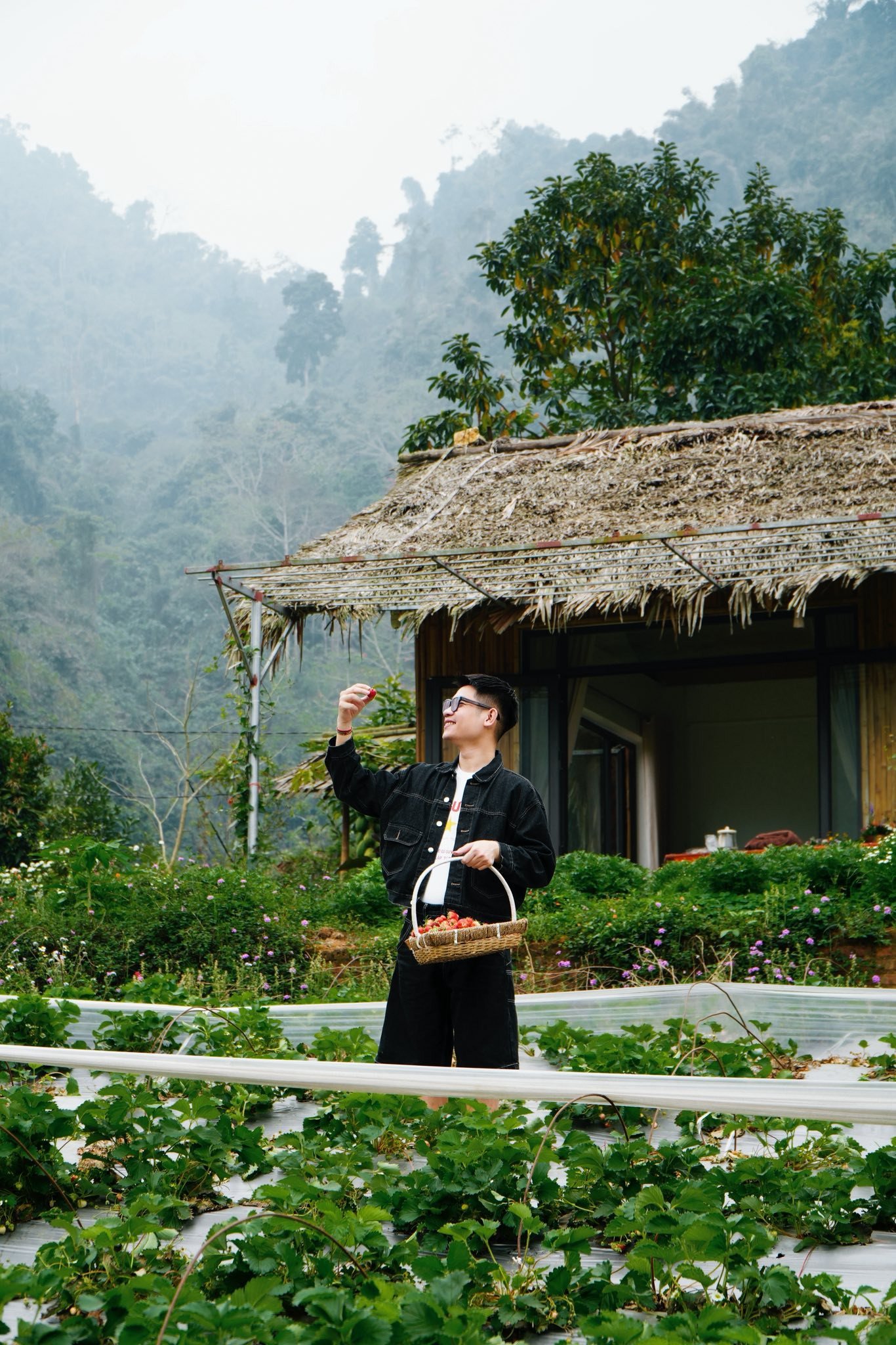 Du khách Hà Nội tới bản Luộc trải nghiệm cuộc sống thực thụ như người địa phương