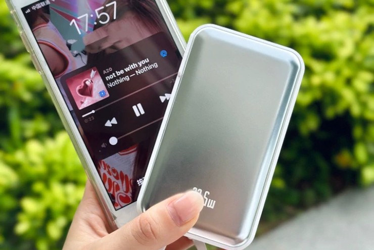 Hãy bảo vệ và sử dụng sạc dự phòng đúng cách để bảo vệ tuổi thọ pin cũng như sức khỏe của bản thân.