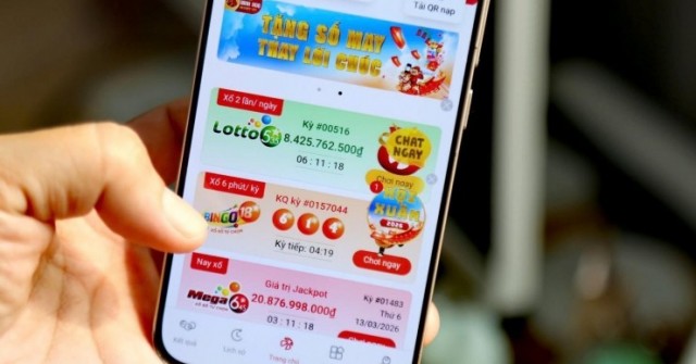 Mua vé số qua điện thoại, người chơi hồi hộp mỗi khi nhận được tin nhắn