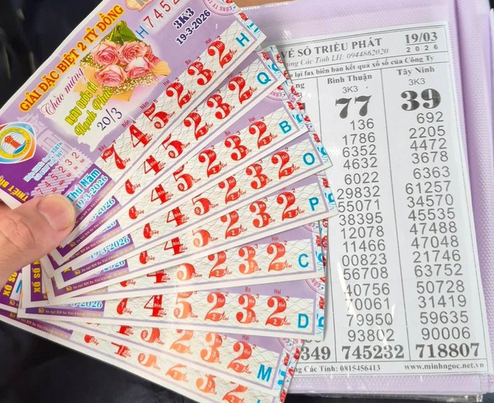 Thêm 9 vé Bình Thuận trúng độc đắc tại tỉnh An Giang. Ảnh: ĐLVS Triều Phát