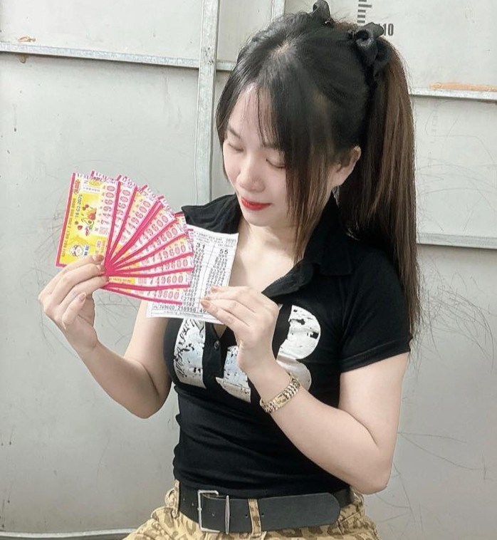 14 vé Đồng Nai trúng độc đắc đã lộ diện tại TPHCM. Ảnh: ĐLVS Đại Lộc Phát