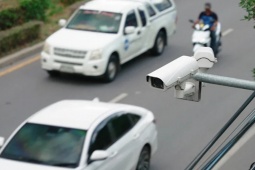 Không chỉ phạt nguội, camera tốc độ đang thay đổi hành vi lái xe ra sao?