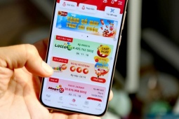 Mua vé số qua điện thoại, người chơi hồi hộp mỗi khi nhận được tin nhắn