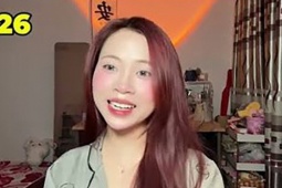 Người trẻ đu trend 'gặp lại mình 10 năm trước'