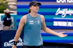 Nóng nhất thể thao trưa 20/3: Swiatek bối rối sau thất bại sốc ở Miami Open