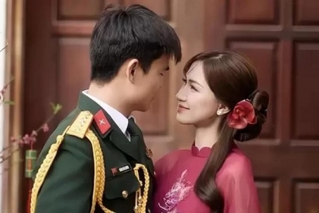 Hòa Minzy hé lộ hình ảnh Văn Cương cùng gia đình sang nhà hỏi cưới