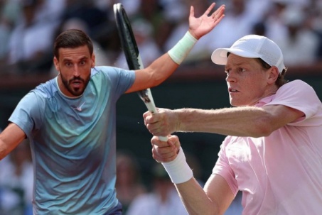 Tennis đỉnh cao Miami Open: Sinner đọ sức Dzumhur, Zverev giải mã "ẩn số"