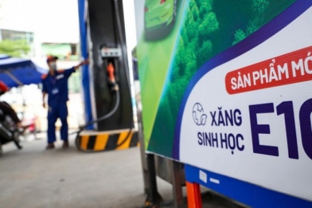 Thủ tướng yêu cầu chuyển đổi sang nhiên liệu sinh học E10 trong tháng 4